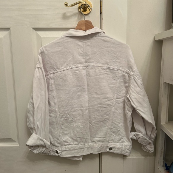 Pull&Bear Oversized White Jean Jacket - Picture 3 of 3